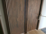 Drzwi drewniane z Orzecha Amerykańskiego. Realizacja w Zielonej Górze. Zdjęcie nr: 10