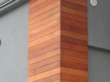 Elewacja drewniana z drewna Garapa. Realizacja w Zielonej Górze. Zdjęcie nr: 35