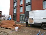Budowa elewacji drewnianej. Realizacja w Rezydencji Piasek we Wrocławiu. Zdjęcie nr: 24