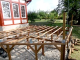 Barierki drewniane i taras drewniany. Realizacja w Cigacicach. Zdjęcie nr: 93