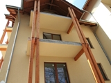 Barierki drewniane. Realizacja w apartamentowcu pod Szrenicą. Zdjęcie nr: 54