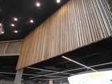 Realizacja podłogi drewnianej w Galerii Katowickiej. Zdjęcie nr: 112