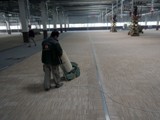 Podłogi drewniane w nowej hali firmy Hearing. Realizacja w Piotrkowie Trybunalskim. Zdjęcie nr: 42