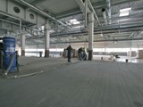 Podłogi drewniane w nowej hali firmy Hearing. Realizacja w Piotrkowie Trybunalskim. Zdjęcie nr: 127