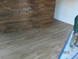 Realizacja podłogi drewnianej w Hotelu Lake Hill w Sosnówce. Zdjęcie nr: 15
