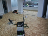 Podłogi drewniane w Telewizji Przewodowej ASTER. Realizacja w Zielonej Górze. Zdjęcie nr: 12