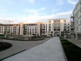 Realizacja parkietów w ponad 400 mieszkaniach w stanie deweloperskim w Krakowie - wygląd zewnętrzny osiedla. Zdjęcie nr: 40