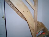 Schody drewniane z Jesionu. Zdjęcie nr: 5