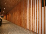 Elewacja drewniana w Ikei. Realizacja w Poznaniu. Zdjęcie nr: 18