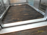 Podłoga drewniana w windzie. Zdjęcie nr: 159